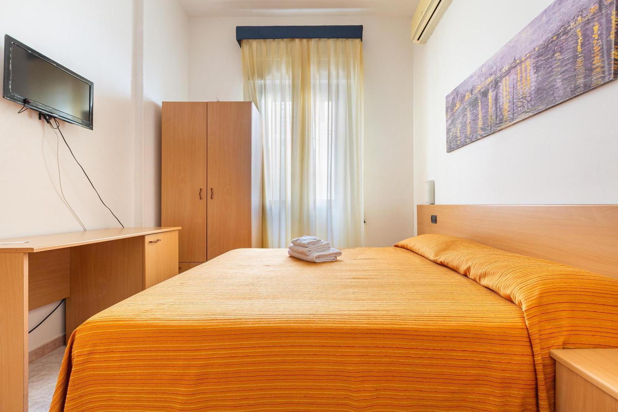 Hotel Il Riccio Porto Cesareo Kültér fotó