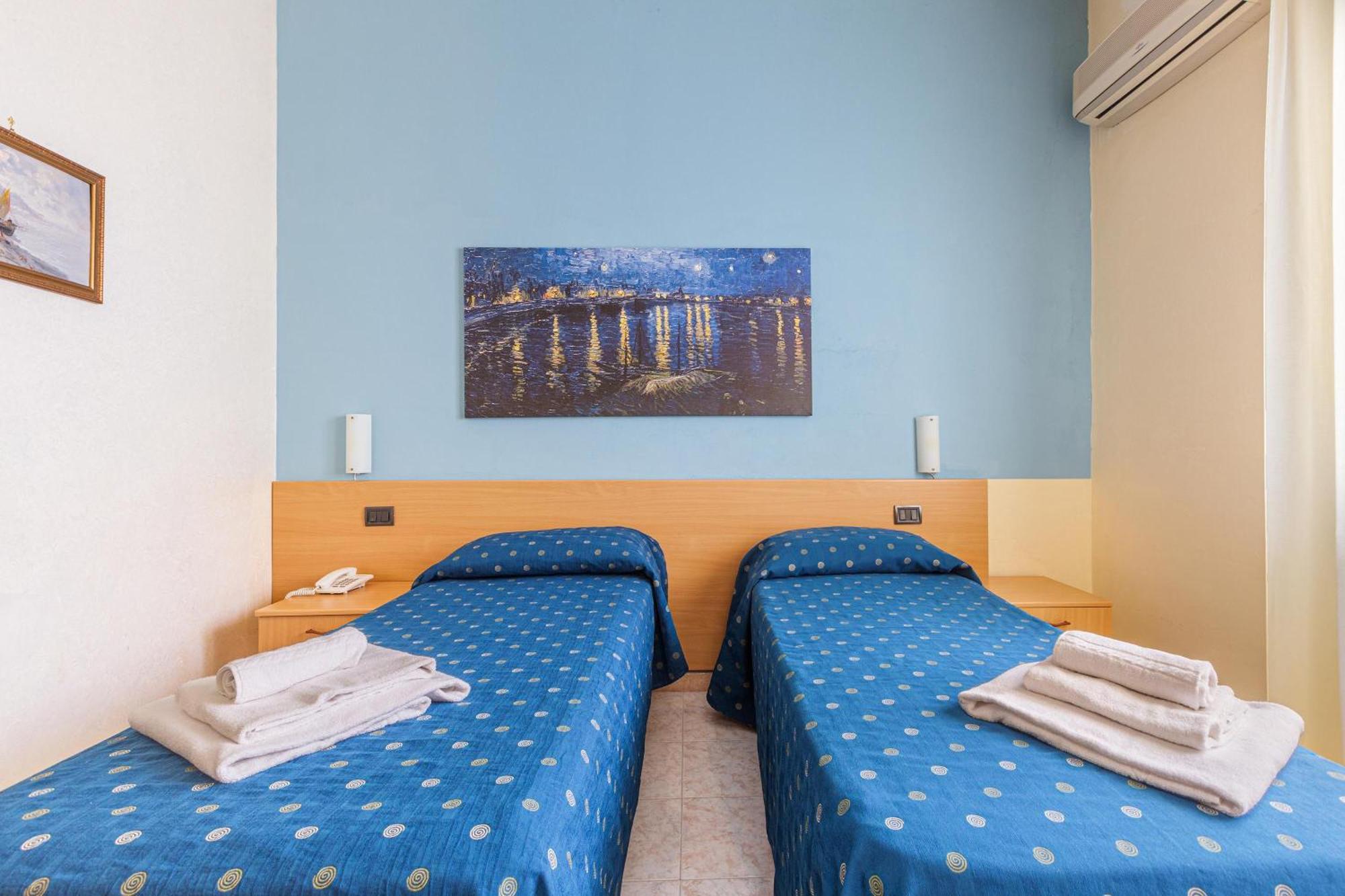 Hotel Il Riccio Porto Cesareo Kültér fotó