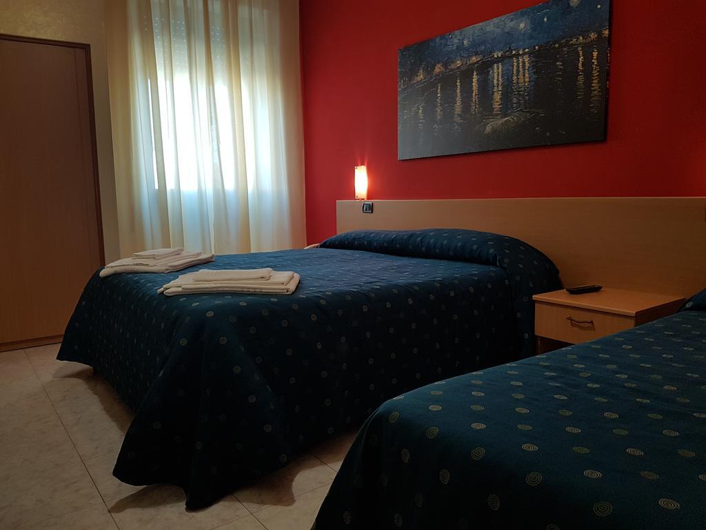 Hotel Il Riccio Porto Cesareo Kültér fotó