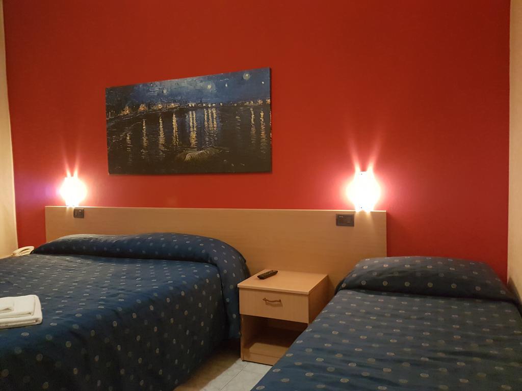 Hotel Il Riccio Porto Cesareo Kültér fotó